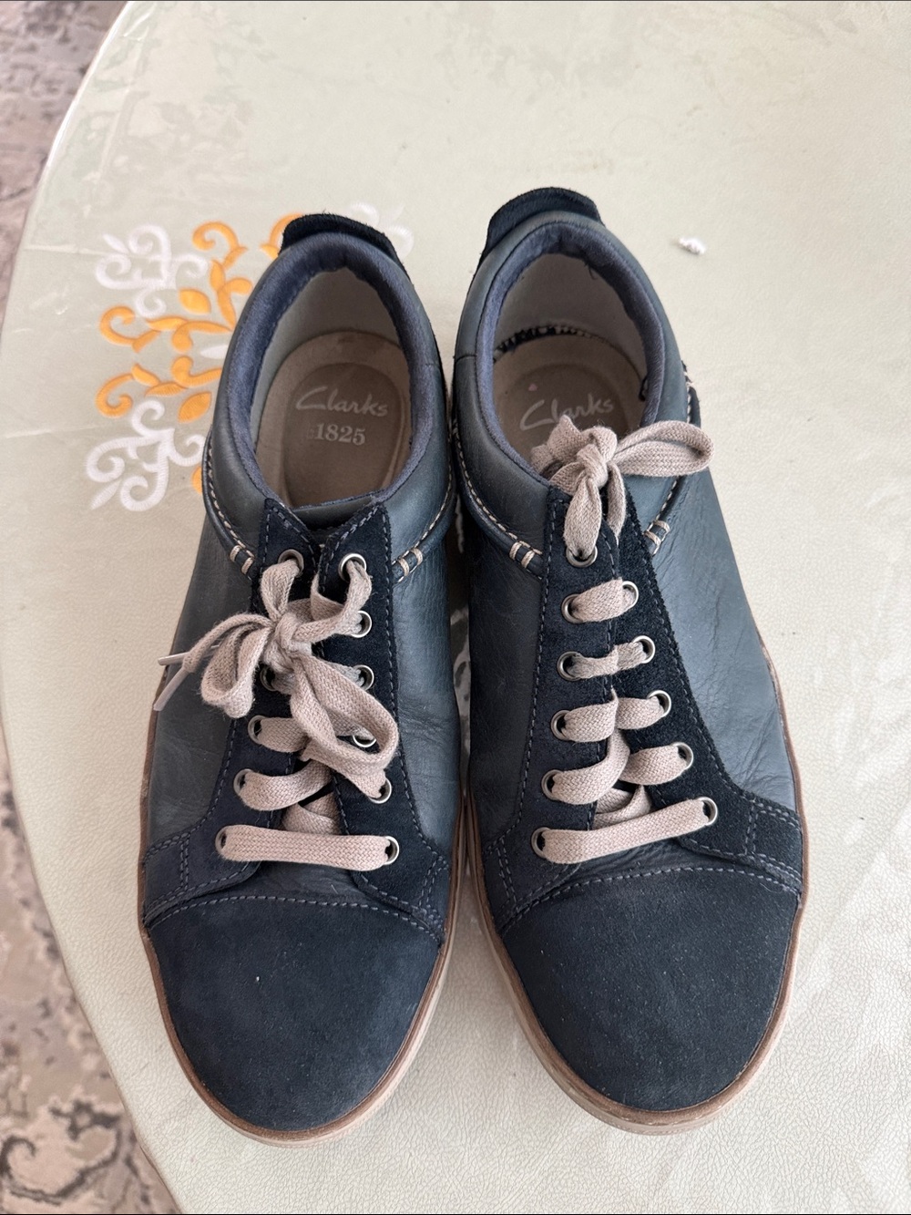 Clarks Men's Navy and Tan Lace-Up Sneakers